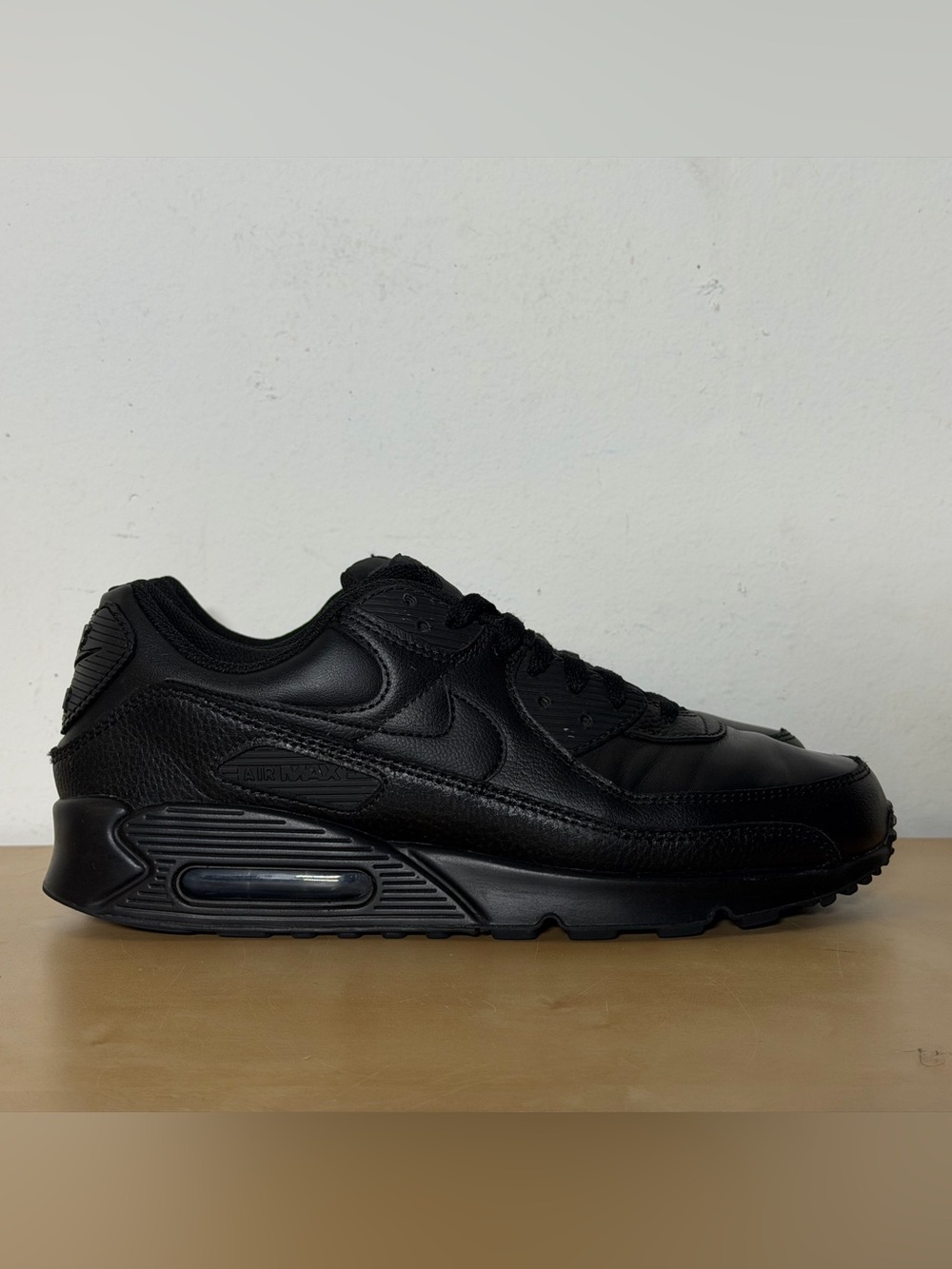 Nike Air Max 90 Leather Triple Black Sneakers CZ5594-001 Men’s Size 11